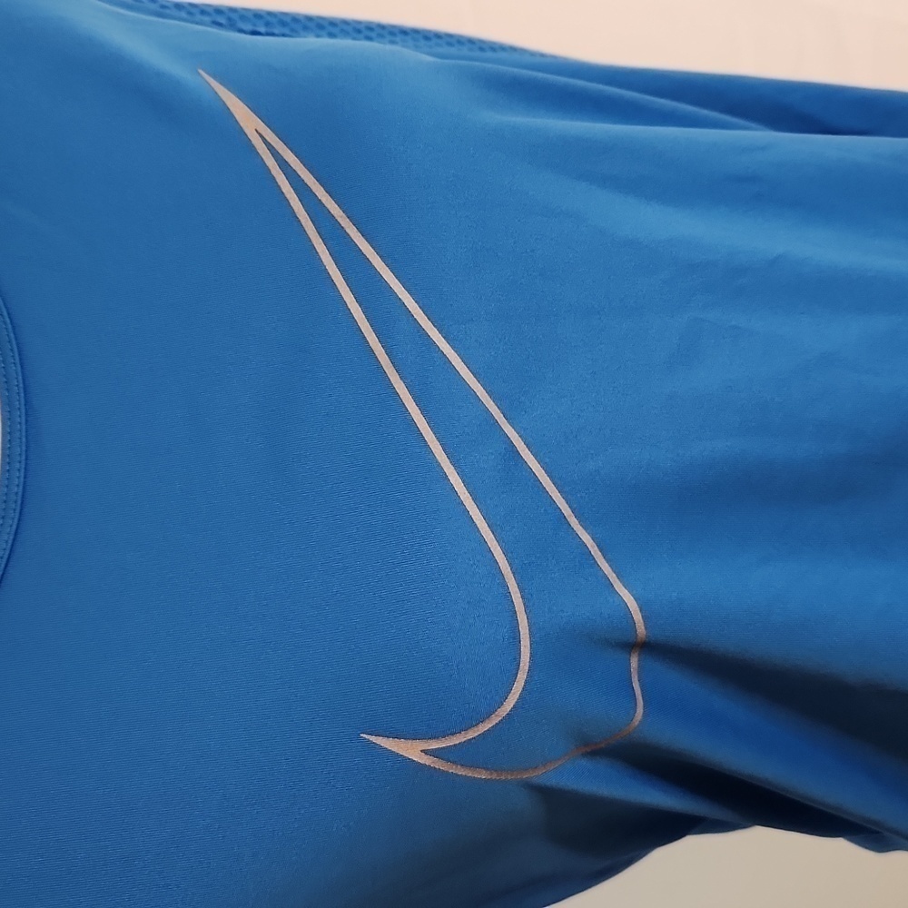 Nike Dri-Fit long sleeve workout top with thumb hole openings Sz: S blue Swoosh - Picture 4 of 15